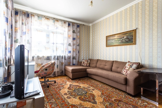 Купить дом в Санкт-Петербурге. Вариант № 28172, 20, площадь -  квм, цена 32500000 рублей