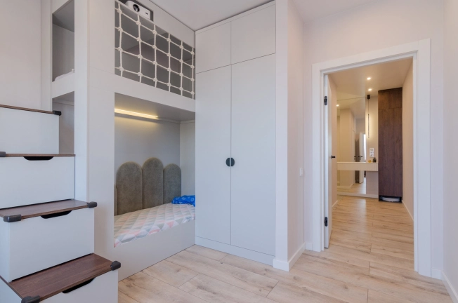 Купить двухкомнатную квартиру на улице Ленинградская в Вологде. Вариант № 16366, 12, площадь -  квм, цена 11250000 рублей