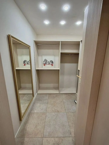 Купить четырехкомнатную квартиру в ЦАО в Москве. Вариант № 6665902, 18, площадь -  квм, цена 204750000 рублей