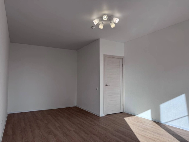 Купить квартиру в Москве. Вариант № 9893627, 1, площадь -  квм, цена 23450000 рублей