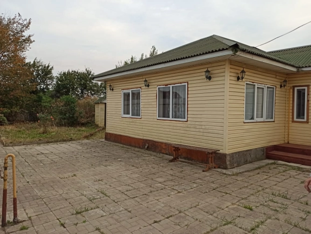 Купить дом в Брянской области. Вариант № 20983, 30, площадь -  квм, цена 4500000 рублей