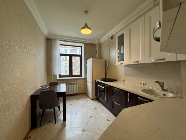 Купить квартиру в Москве. Вариант № 8428512, 2, площадь -  квм, цена 21950000 рублей