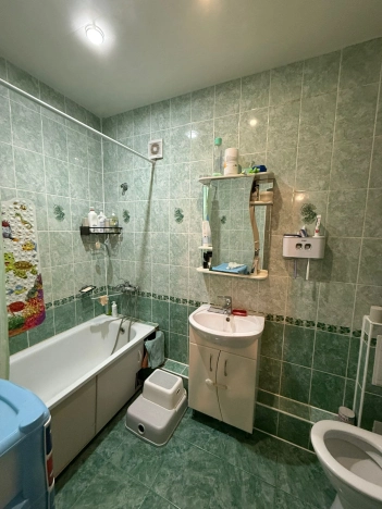 Купить двухкомнатную квартиру в Микрорайоне 2-й, Элиста в Элисте. Вариант № 1318378, 8, площадь -  квм, цена 6100000 рублей