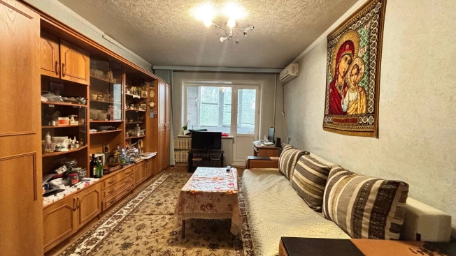 Купить однокомнатную квартиру в Старом Осколе. Вариант № 52134, 3, площадь -  квм, цена 3800000 рублей