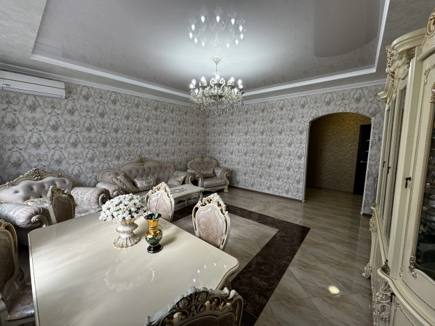 Купить дом в районе Пролетарский в Ростове-на-Дону. Вариант № 43014, 14, площадь -  квм, цена 12300000 рублей