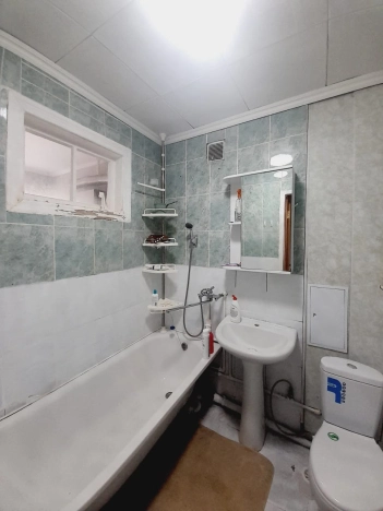 Купить двухкомнатную квартиру в Микрорайоне 4-й, Элиста в Элисте. Вариант № 3379543, 11, площадь -  квм, цена 4800000 рублей