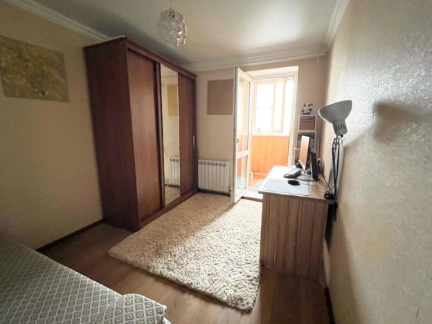 Купить двухкомнатную квартиру на улице 9 Января в Воронеже. Вариант № 13244, 5, площадь -  квм, цена 5600000 рублей