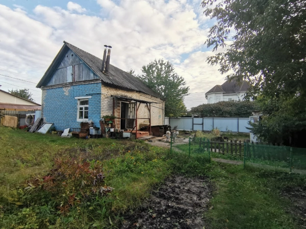 Купить дом в районе Володарский в Брянске. Вариант № 1103, 0, площадь -  квм, цена 4100000 рублей