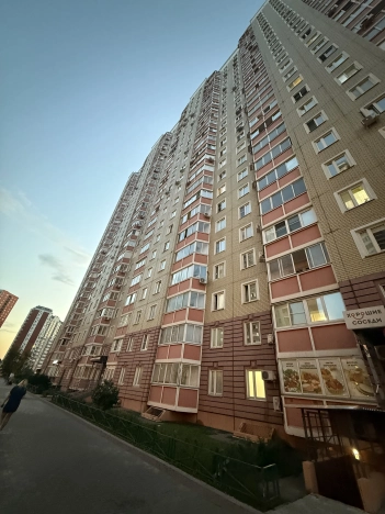 Купить двухкомнатную квартиру в районе Молжаниновский в Химках. Вариант № 1729325, 16, площадь -  квм, цена 11300000 рублей