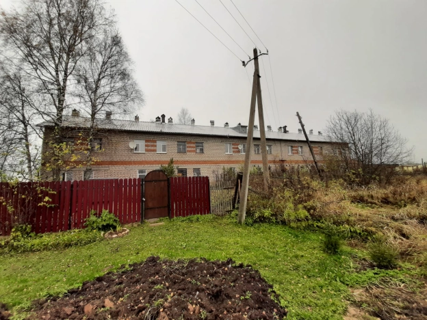 Купить трехкомнатную квартиру на вторичке в Московской области. Вариант № 8002259, 4, площадь -  квм, цена 2600000 рублей