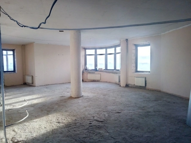 Купить трехкомнатную квартиру в районе Очаково-Матвеевское в Москве. Вариант № 17601, 3, площадь -  квм, цена 68000000 рублей