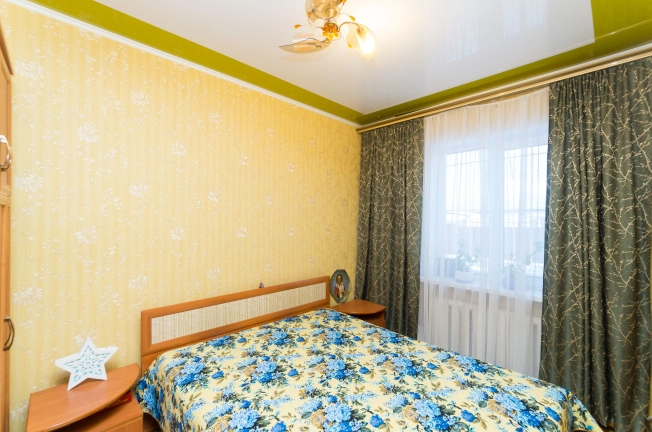 Купить многокомнатную квартиру в Тюменской области. Вариант № 4134, 3, площадь -  квм, цена 4500000 рублей