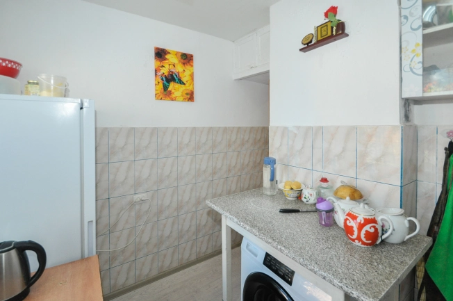 Купить четырехкомнатную квартиру в Новосибирской области. Вариант № 5540605, 15, площадь -  квм, цена 6000000 рублей