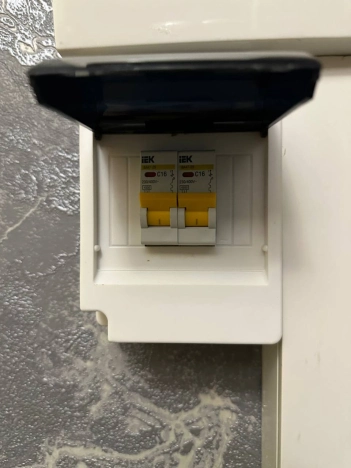 Купить двухкомнатную квартиру в Ивановской области. Вариант № 9451607, 12, площадь -  квм, цена 2700000 рублей