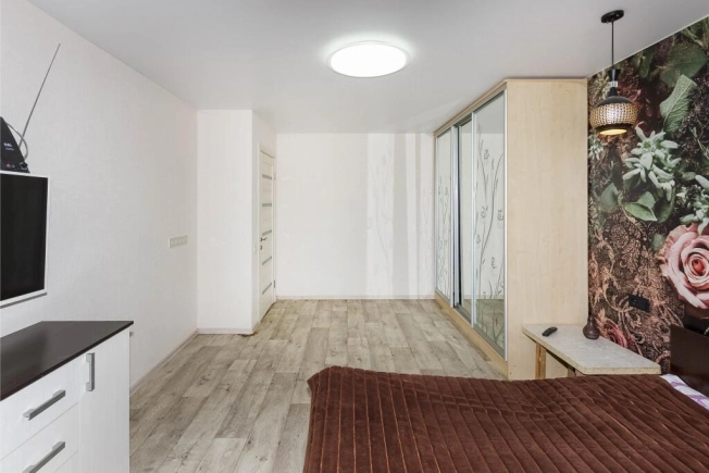 Купить дом в районе Фрунзенский в Владимире. Вариант № 10083, 18, площадь -  квм, цена 17600000 рублей