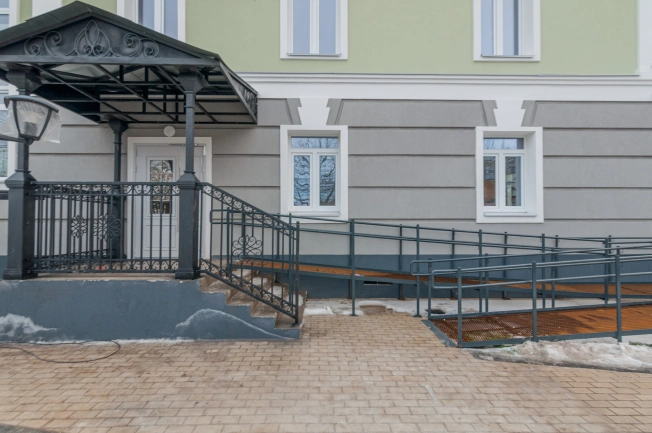 Купить четырехкомнатную квартиру в Вологде. Вариант № 21004, 1, площадь -  квм, цена 18000000 рублей