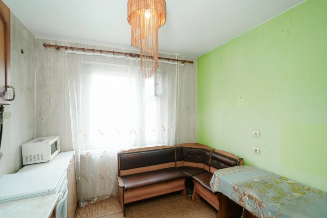 Купить квартиру в Омске. Вариант № 37164, 5, площадь -  квм, цена 6300000 рублей