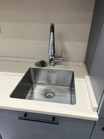 Купить квартиру в Москве. Вариант № 9687332, 11, площадь -  квм, цена 17990000 рублей