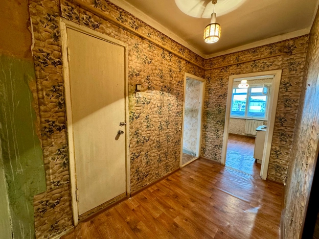 Купить однокомнатную квартиру в Тульской области. Вариант № 2338321, 3, площадь -  квм, цена 4800000 рублей