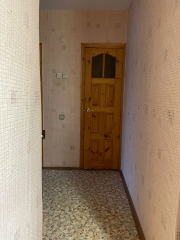 Купить трехкомнатную квартиру в Сыктывкаре. Вариант № 8810864, 10, площадь -  квм, цена 5900000 рублей