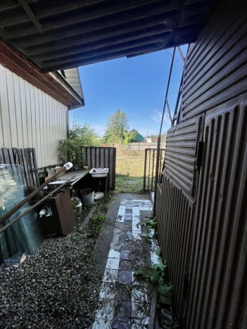 Купить дом на улице Колхозная в Алтайском крае. Вариант № 12172, 4, площадь -  квм, цена 590000 рублей