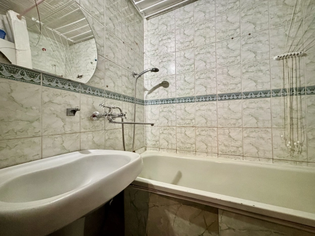 Купить трехкомнатную квартиру в Иванове. Вариант № 2468853, 13, площадь -  квм, цена 6000000 рублей