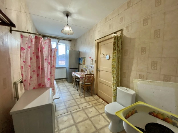 Купить двухкомнатную квартиру в Калининградской области. Вариант № 8070291, 6, площадь -  квм, цена 2500000 рублей