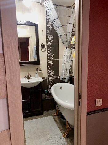 Купить однокомнатную квартиру на улице Шишкова в Воронеже. Вариант № 40040, 12, площадь -  квм, цена 6000000 рублей