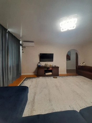 Купить дом на улице Нефтяников в Элисте. Вариант № 1651356, 13, площадь -  квм, цена 8500000 рублей