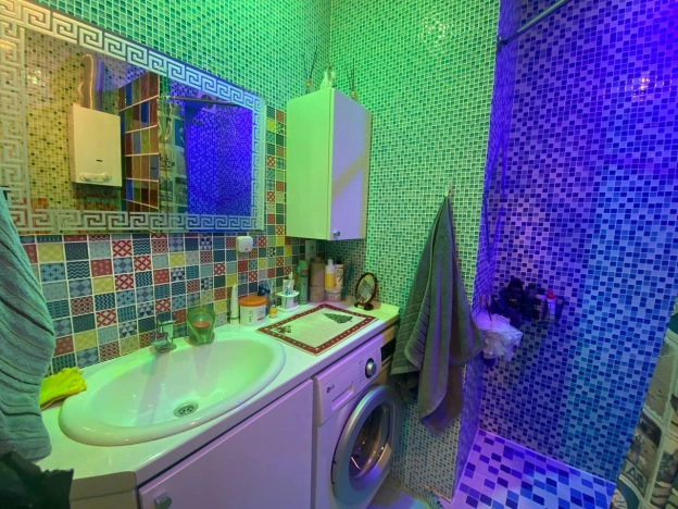 Купить квартиру в районе Центральный в Волгограде. Вариант № 7664314, 8, площадь -  квм, цена 5700000 рублей