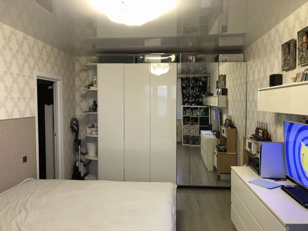 Купить квартиру в Москве. Вариант № 8170629, 12, площадь -  квм, цена 15000000 рублей