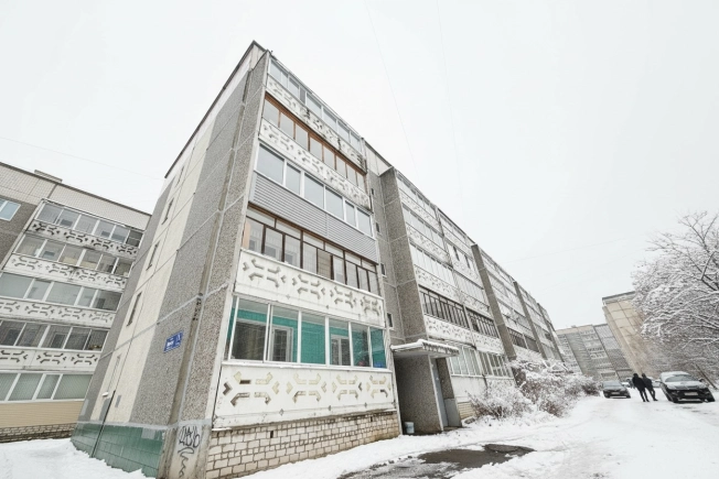 Купить двухкомнатную квартиру на улице Гвардейская в Петрозаводске. Вариант № 10720787, 17, площадь - квм, цена 6190000 рублей