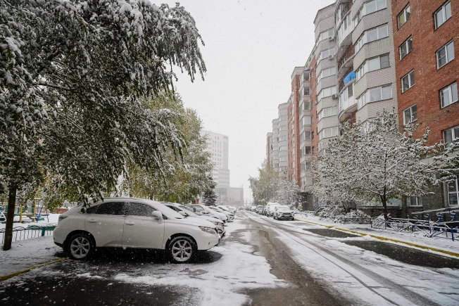 Купить двухкомнатную квартиру на улице 70 лет Октября в Омске. Вариант № 37484, 25, площадь -  квм, цена 9150000 рублей
