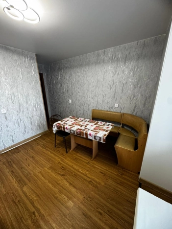 Купить квартиру в Свободном. Вариант № 10586405, 3, площадь -  квм, цена 12058000 рублей