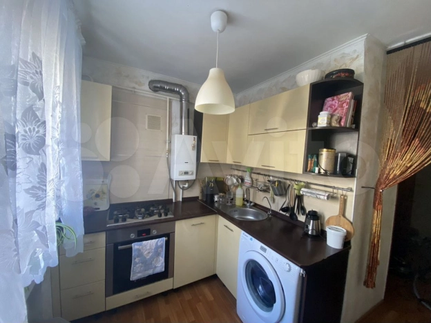 Купить трехкомнатную квартиру в Ростовской области. Вариант № 958629, 2, площадь -  квм, цена 5650000 рублей