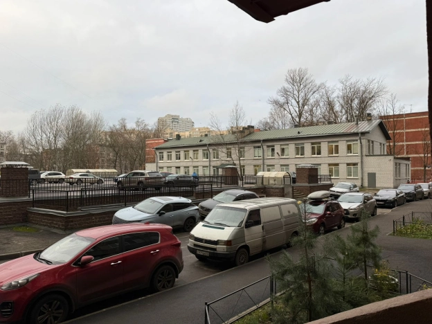 Купить однокомнатную квартиру в районе Невский в Санкт-Петербурге. Вариант № 8999639, 12, площадь -  квм, цена 12000000 рублей