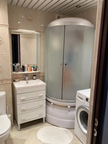 Купить трехкомнатную квартиру на улице Ленинский проспект в Москве. Вариант № 9512147, 4, площадь -  квм, цена 9500000 рублей