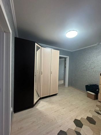 Купить трехкомнатную квартиру на улице 45-й Стрелковой Дивизии в Воронеже. Вариант № 6937, 5, площадь -  квм, цена 8400000 рублей