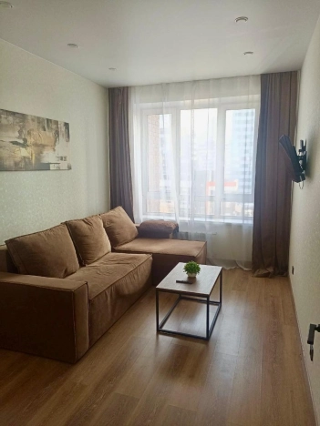 Купить однокомнатную квартиру у метро Октябрьская в Новосибирске. Вариант № 7781754, 2, площадь -  квм, цена 7200000 рублей