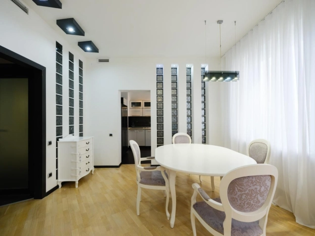 Купить трехкомнатную квартиру на улице Любучанский переулок в Москве. Вариант № 10284193, 11, площадь -  квм, цена 31000000 рублей