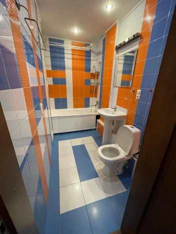 Купить квартиру на улице Выборная в Новосибирске. Вариант № 38103, 7, площадь -  квм, цена 6000000 рублей