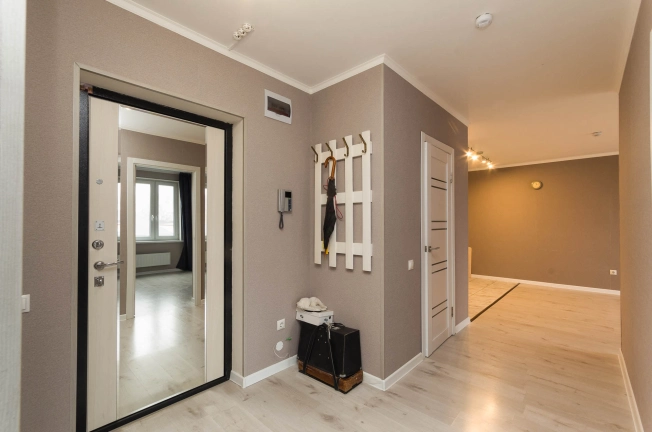 Купить квартиру в Тобольске. Вариант № 8526180, 15, площадь -  квм, цена 6500000 рублей