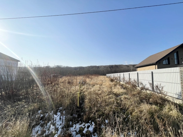 Купить земельный участок в Южно-Сахалинске. Вариант № 9915239, 9, площадь -  квм, цена 2800000 рублей