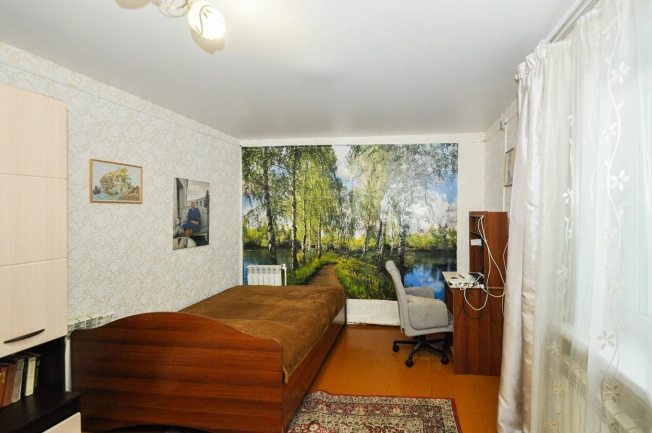 Купить дом в Новосибирске. Вариант № 10172869, 3, площадь -  квм, цена 3900000 рублей