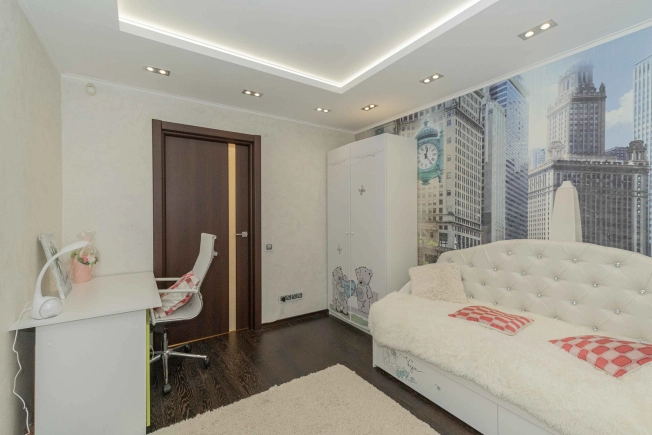 . Вариант № 8178915, 17, площадь - 60 квм, цена 12500000 рублей