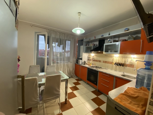 Купить двухкомнатную квартиру на улице Виктора Гакуна в Калининграде. Вариант № 49604, 1, площадь -  квм, цена 7700000 рублей