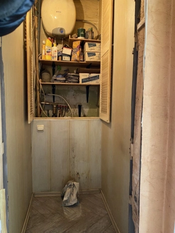 Купить квартиру в Москве. Вариант № 9819280, 4, площадь -  квм, цена 17999000 рублей