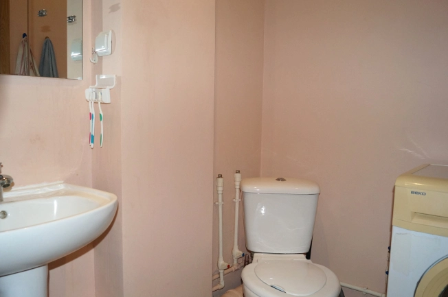 Купить однокомнатную квартиру в Приморском крае. Вариант № 989113, 24, площадь -  квм, цена 7300000 рублей