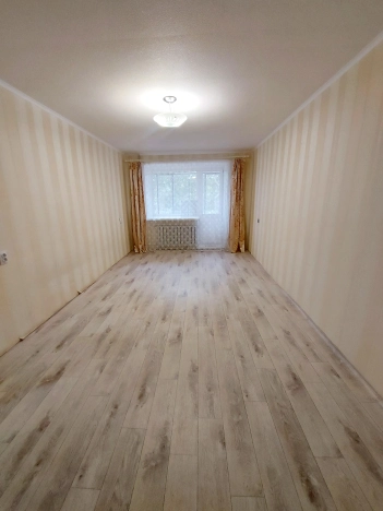 Купить однокомнатную квартиру в Октябрьском. Вариант № 3423377, 3, площадь -  квм, цена 2320000 рублей