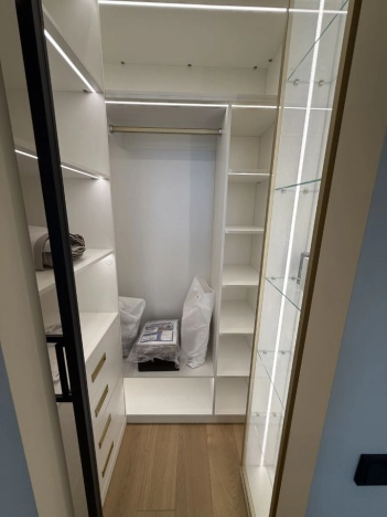 Купить трехкомнатную квартиру на улице Соловьиная в Красногорске. Вариант № 8157857, 25, площадь -  квм, цена 30500000 рублей